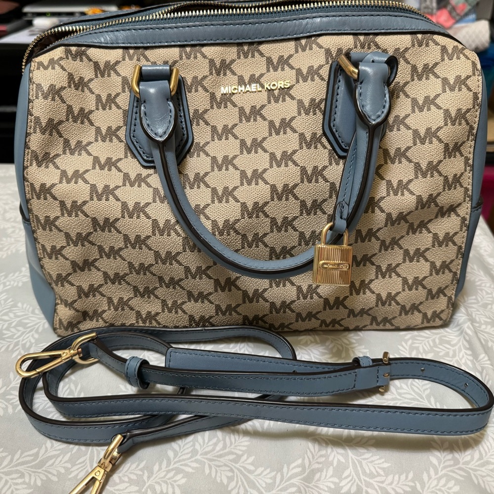 Michael Kors signature bag